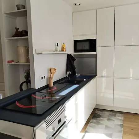 Centre Apartment *